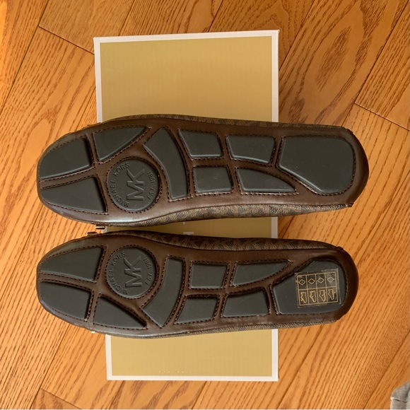 MK Fulton Studded Logo Moccasin - Picture 6 of 7